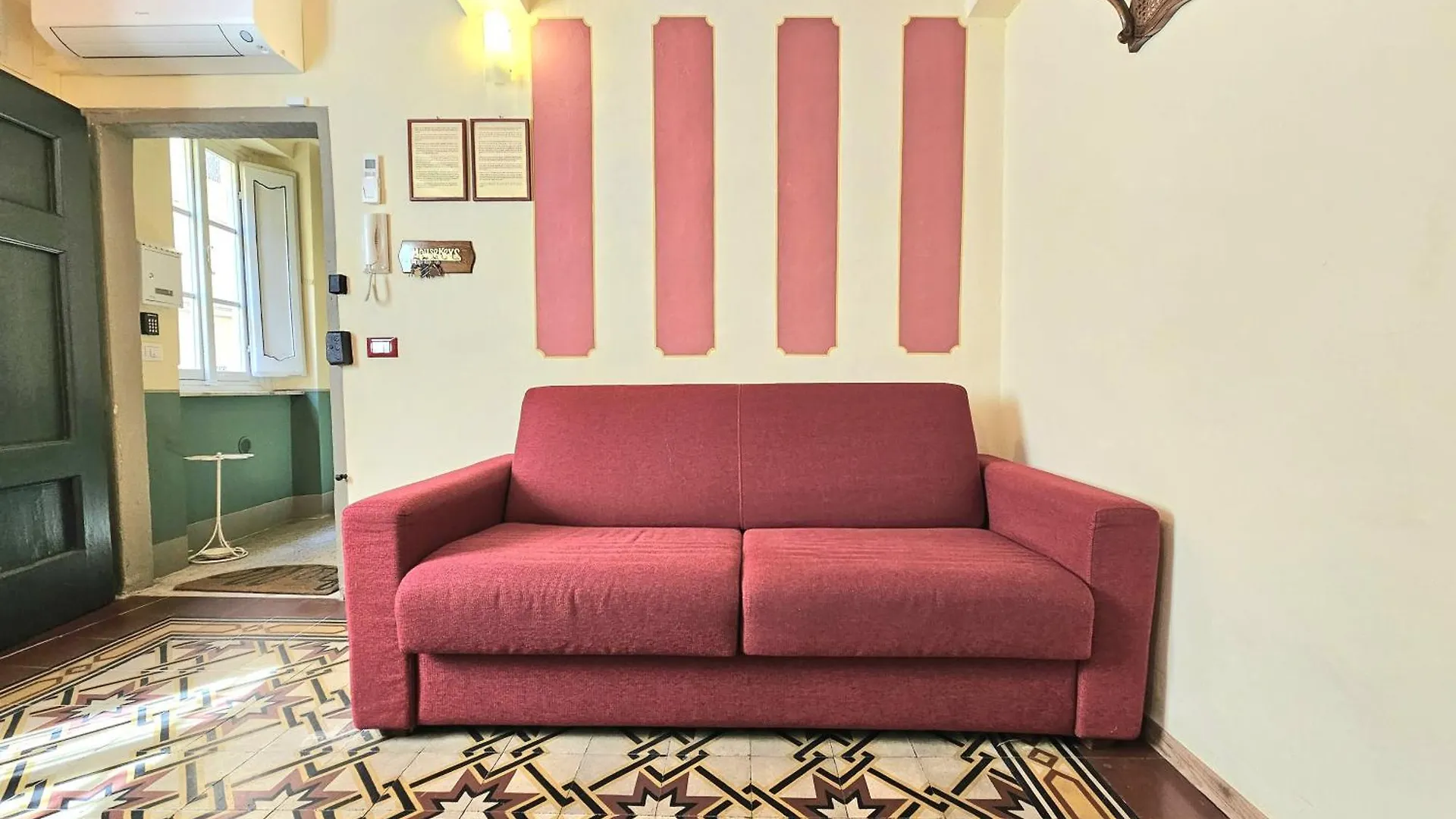 Cozybricks In Lucca - Apartments In Lucca Historical Center - Air Cond & Wifi - 0*,