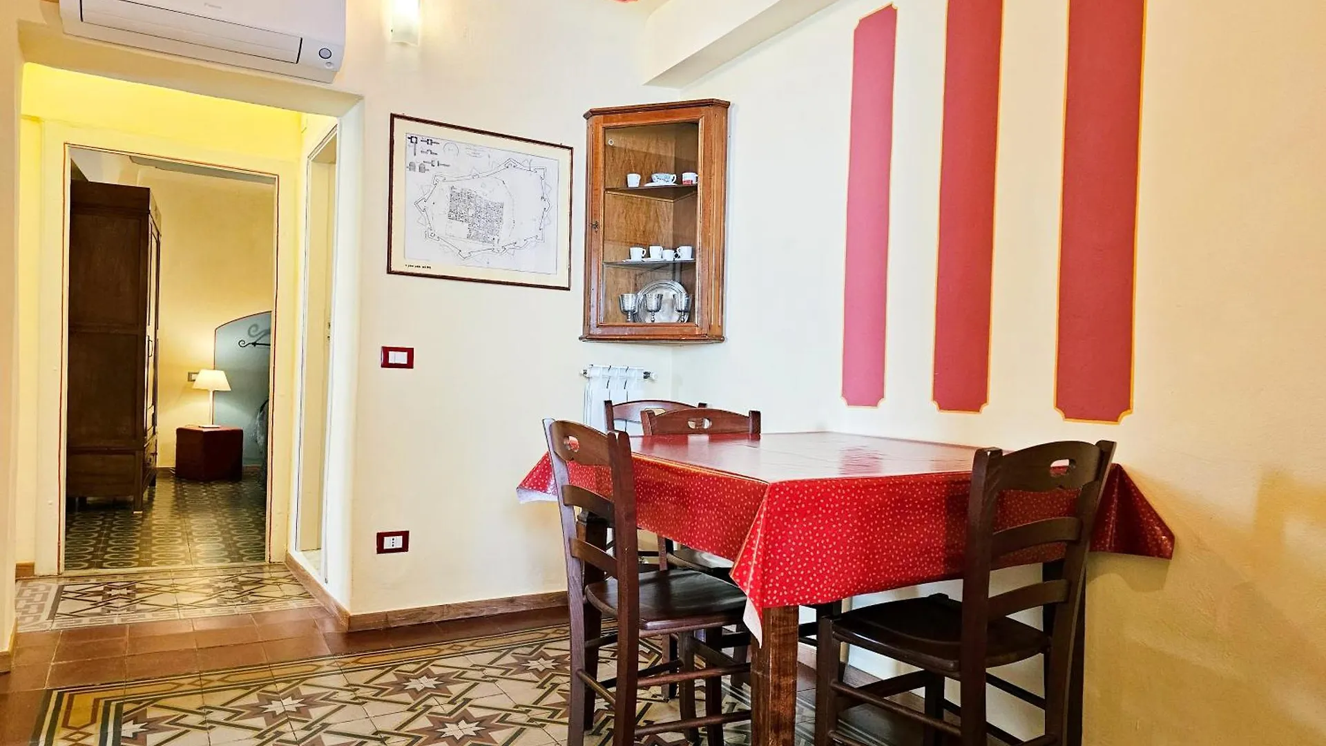 Cozybricks In Lucca - Apartments In Lucca Historical Center - Air Cond & Wifi -