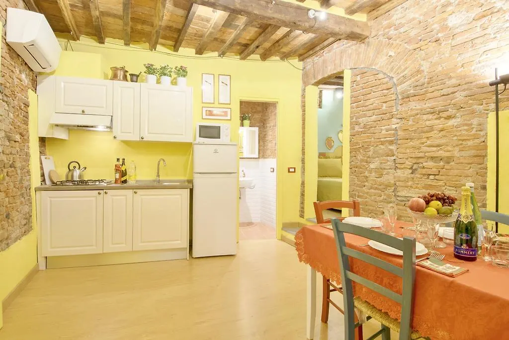 Cozybricks In Lucca - Apartments In Lucca Historical Center - Air Cond & Wifi - 0*,