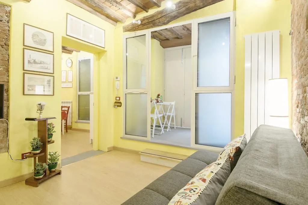 Cozybricks In Lucca - Apartments In Lucca Historical Center - Air Cond & Wifi - 이탈리아