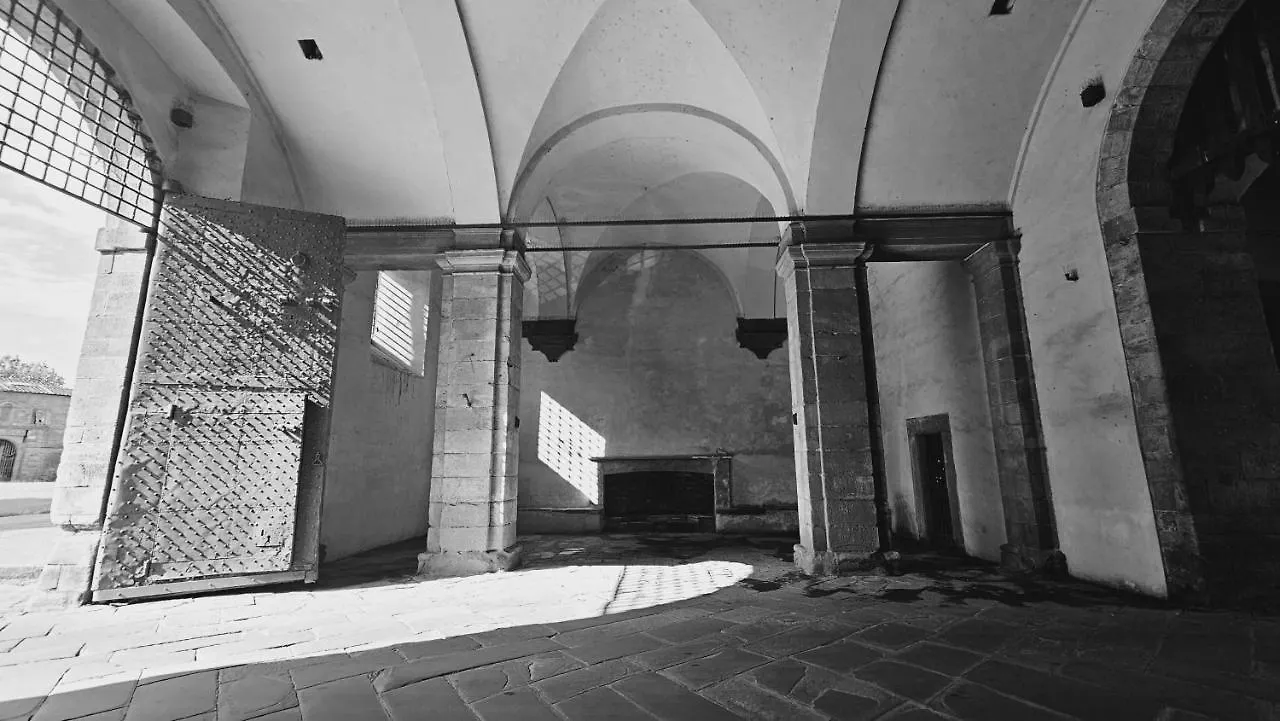 Cozybricks In Lucca - Apartments In Lucca Historical Center - Air Cond & Wifi -