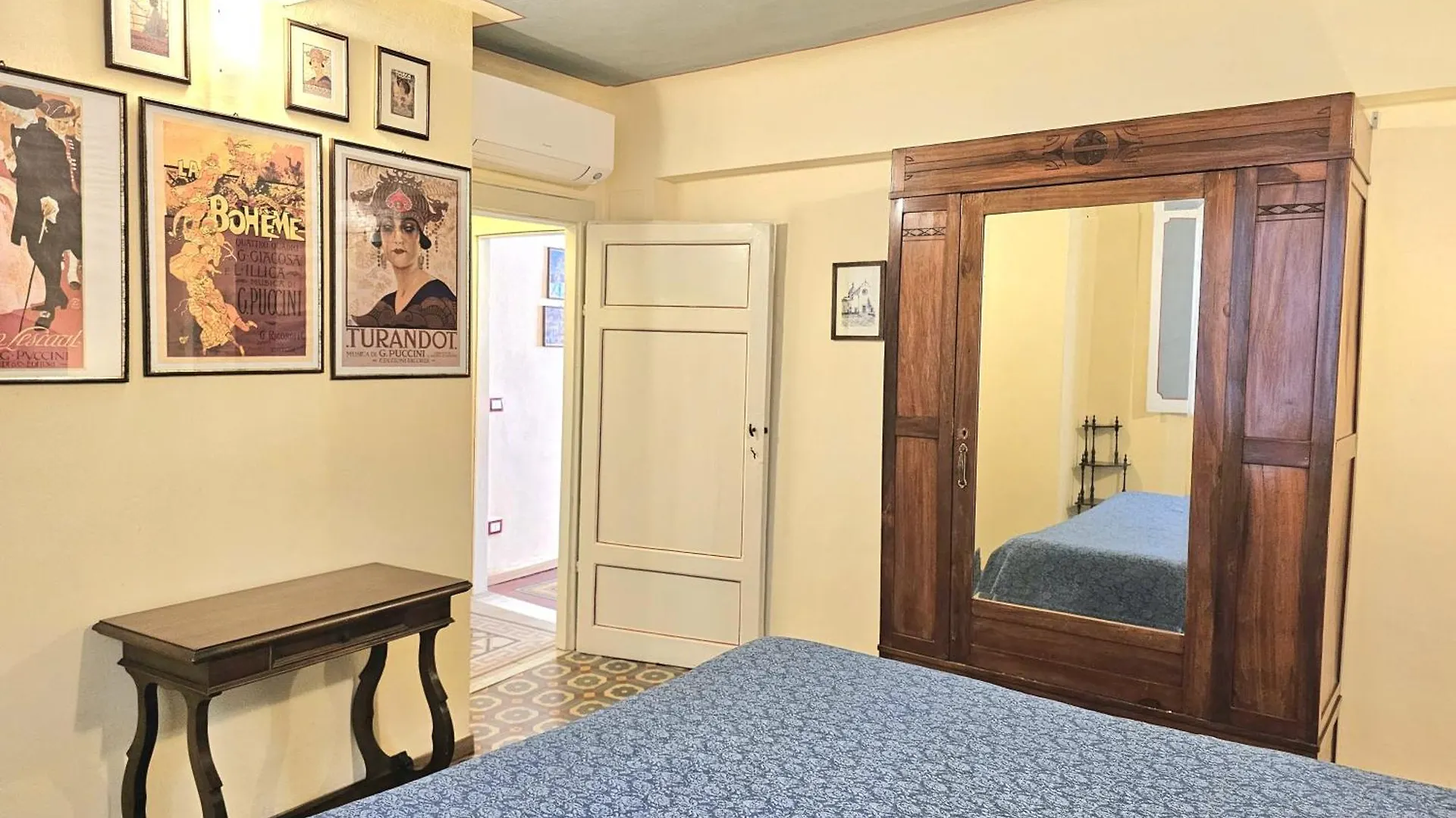 Cozybricks In Lucca - Apartments In Lucca Historical Center - Air Cond & Wifi - Italië