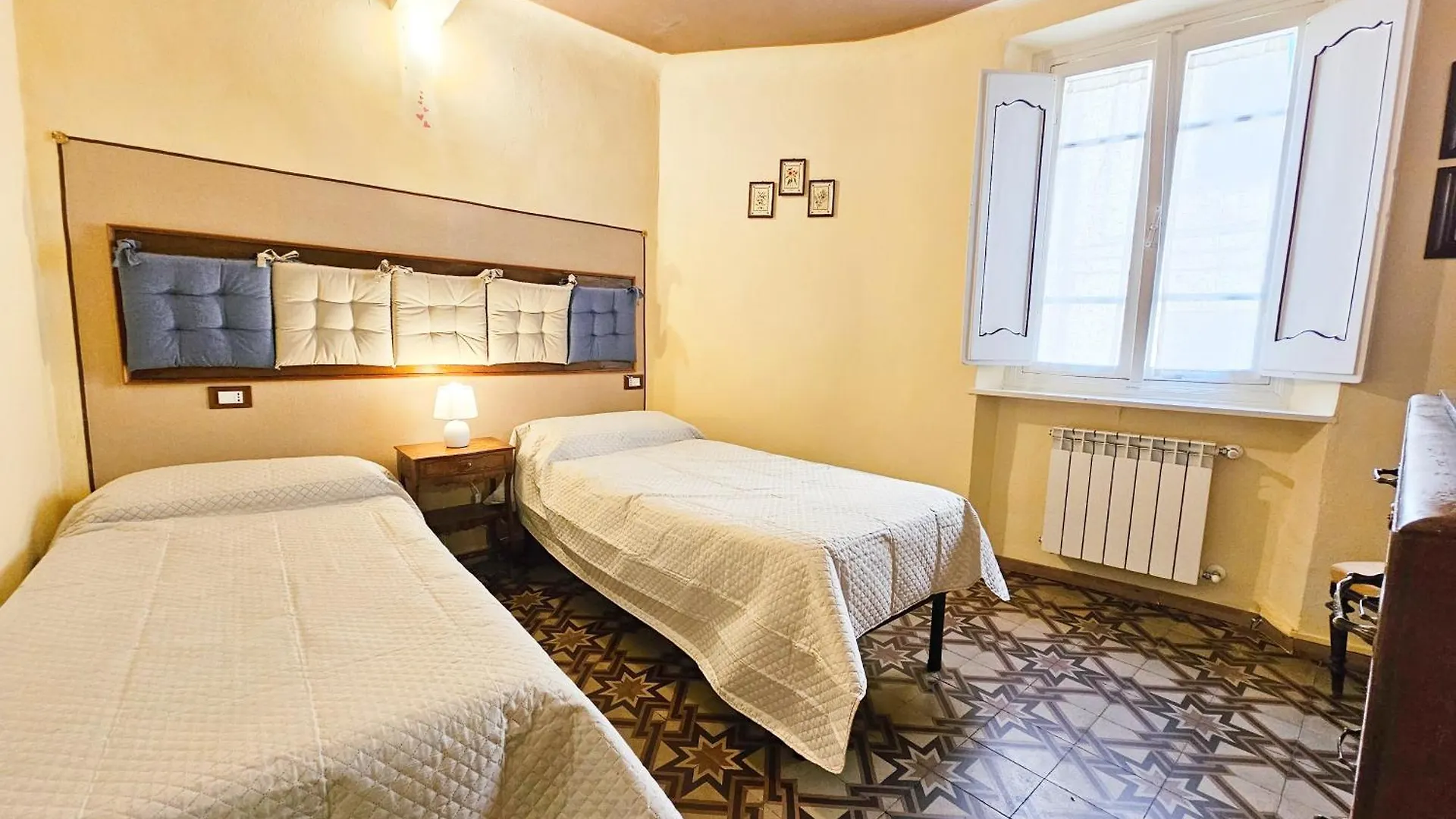 Cozybricks In Lucca - Apartments In Lucca Historical Center - Air Cond & Wifi - 0*,  Italy