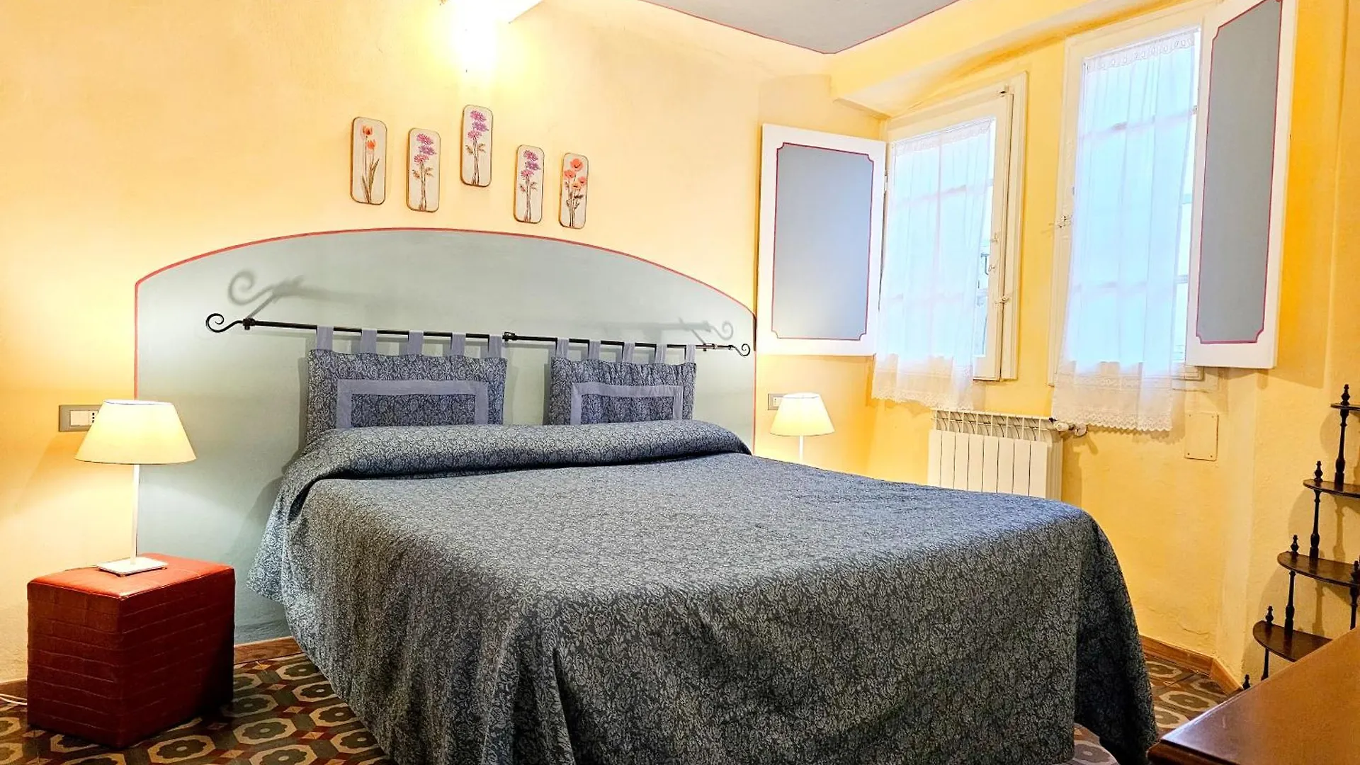 Cozybricks In Lucca - Apartments In Lucca Historical Center - Air Cond & Wifi -